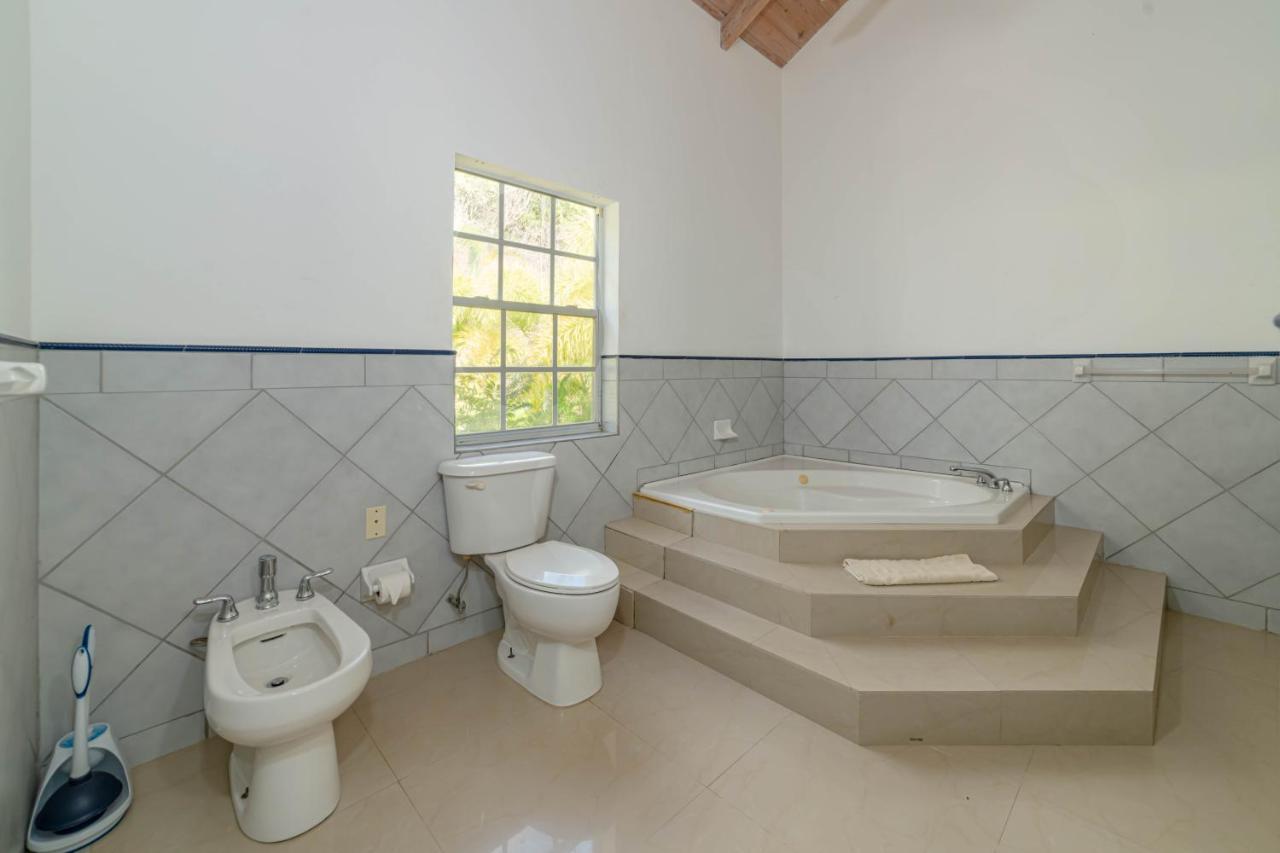 Fort Shelley Cades Bay المظهر الخارجي الصورة